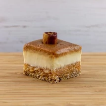NaTuri Almás krémes kocka 90g